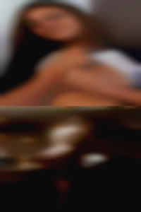 LA housewives girls nude.